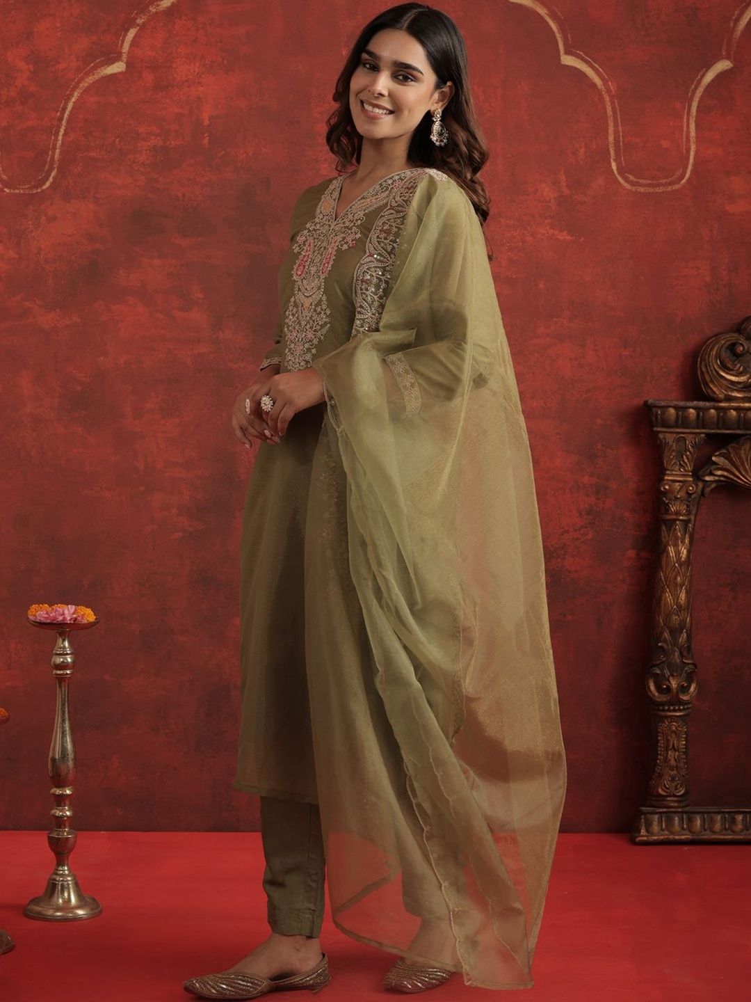 Ethnic Motifs Embroidered V-Neck Straight Kurta With Trousers & Dupatta