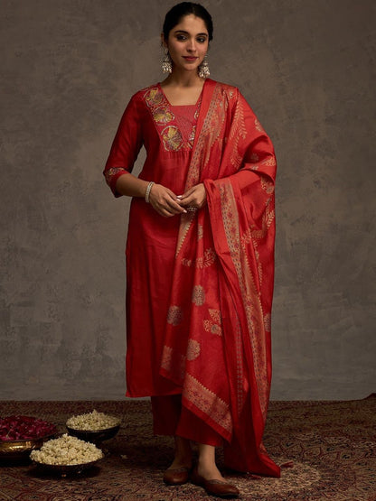 Women Ethnic Motifs Embroidered Kurta with Trousers & Dupatta