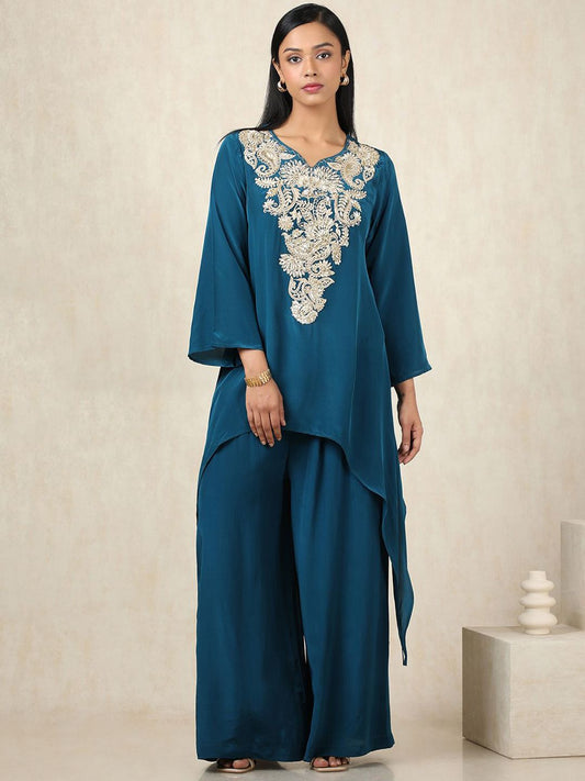 Dhiyona SO Women's Floral Embroidered V Neck Zari Work Silk Crepe Kurta With Palazzos