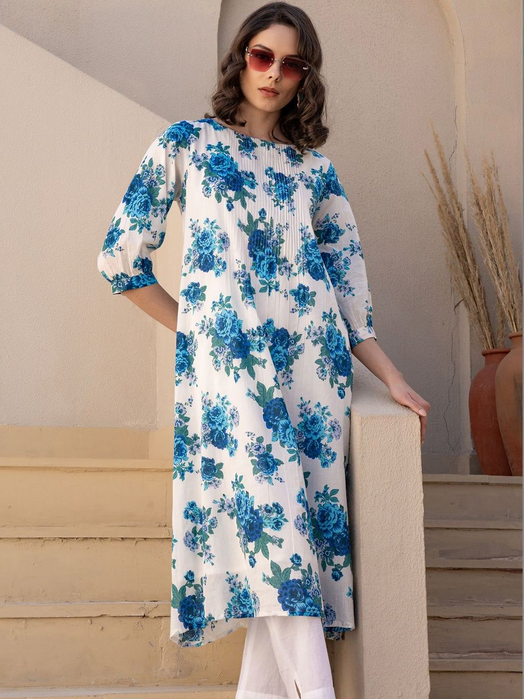 Women Floral Printed Regular Pure Cotton Kurta with Trousers