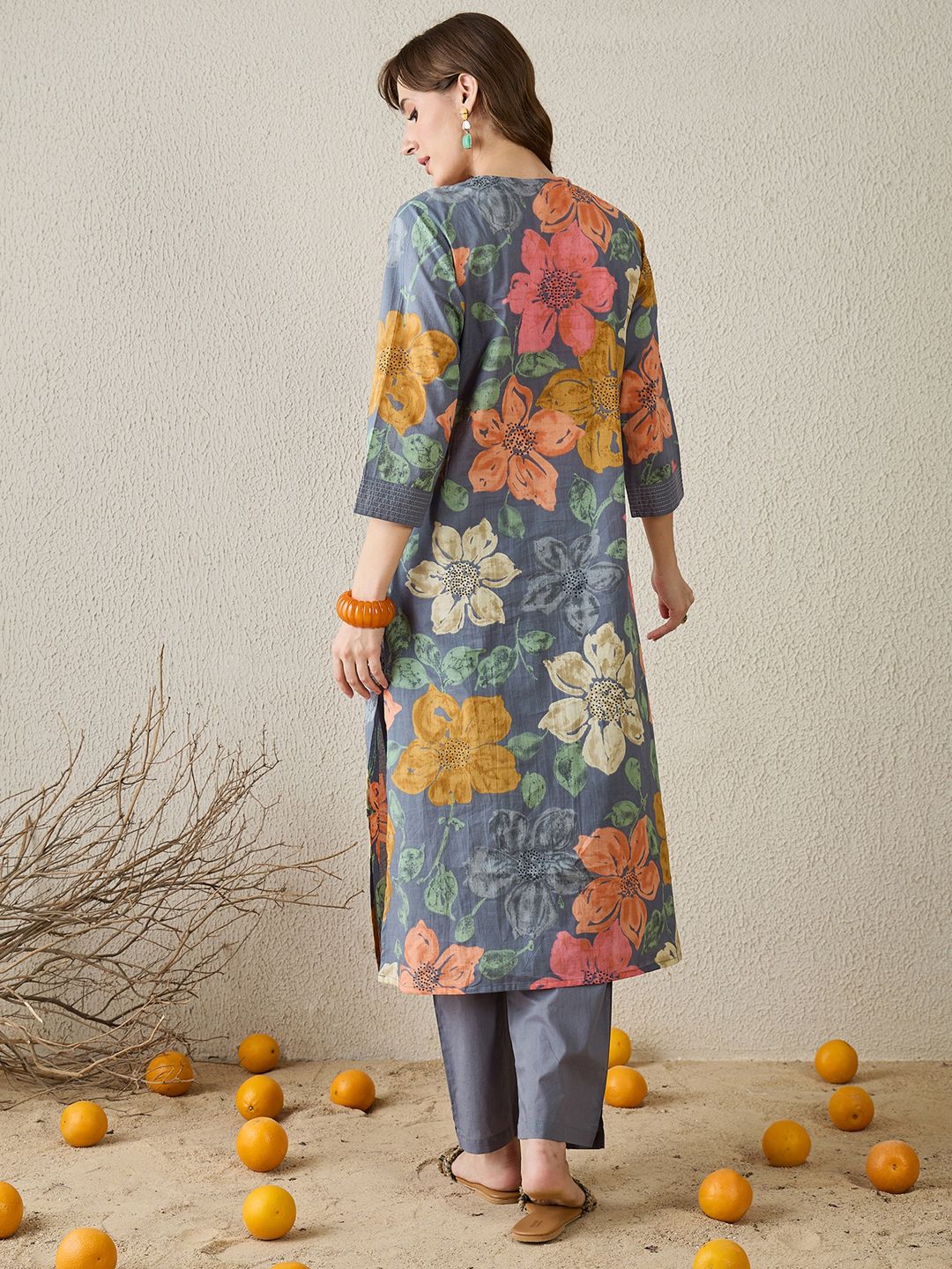 Women Grey Floral Printed Regular Pure Cotton Straight Kurta with Trousers