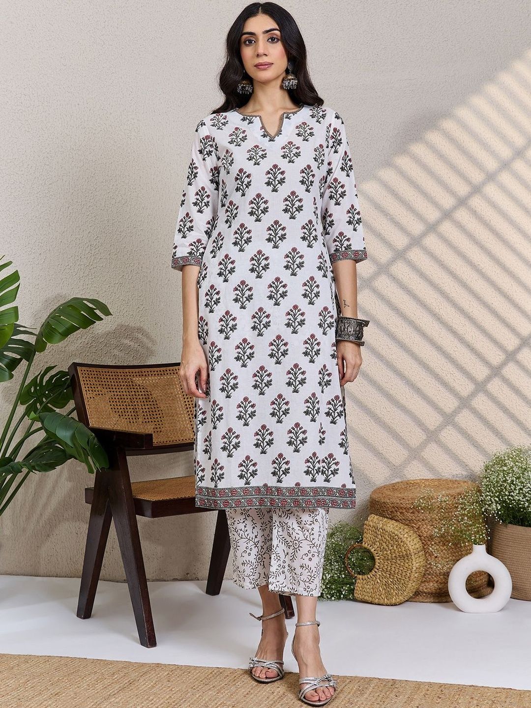 Women Floral Printed Cotton Kurta with Trousers & Dupatta