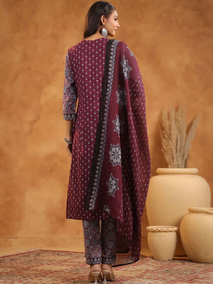 Women Ethnic Motifs Printed Regular Thread Work Pure Cotton Kurta with Trousers & With Dupatta