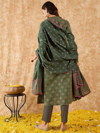 Floral Printed A-Line Sequinned Kurta with Trousers & Dupatta