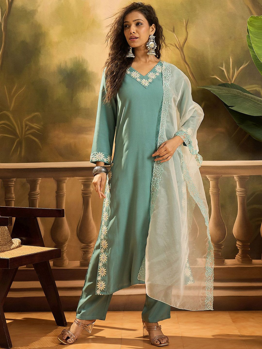 Dhiyona SN Women's Embroidered V-Neck Kurta & Trousers With Dupatta
