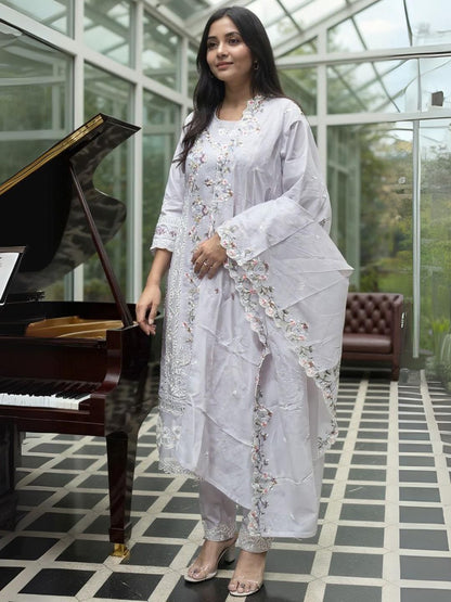 Floral Embroidered Thread Work Pure Cotton Kurta With Trousers & Dupatta