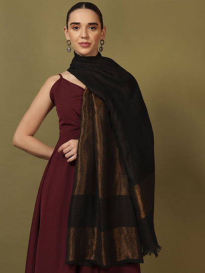 Dhiyona PA Aabzar Reversible Woolen Shawl