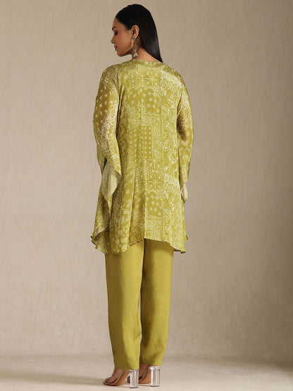 Dhiyona SO Women's Women Paisely Printed Regular Sequinned Kurta with Trousers