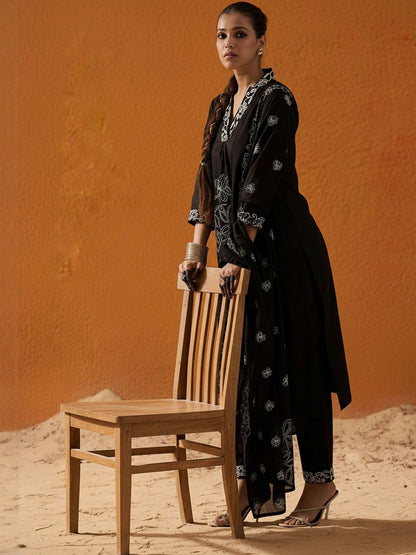 Floral Embroidered A-Line Chikankari Pure Cotton Kurta With Trousers & Dupatta