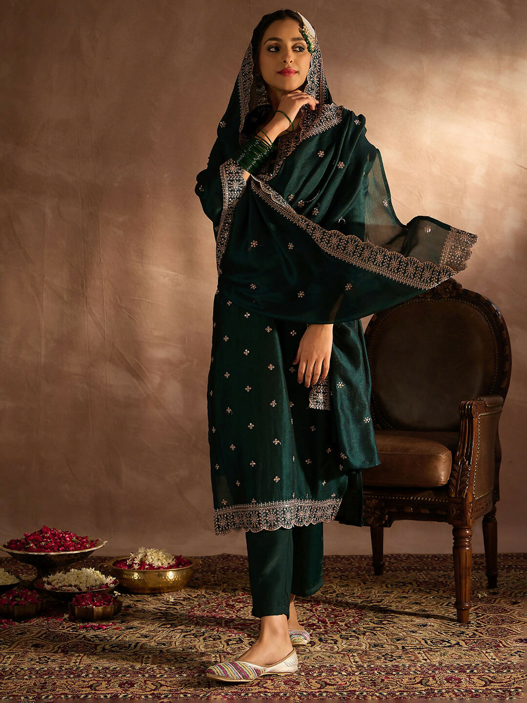 Women's Green Embroidered Straight Kurta Trousers With Dupatta set