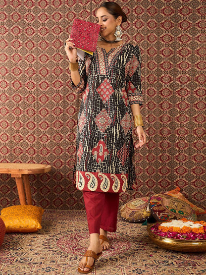 Women Ethnic Motif Printed Pure Cotton Straight Kurta Trousers Set