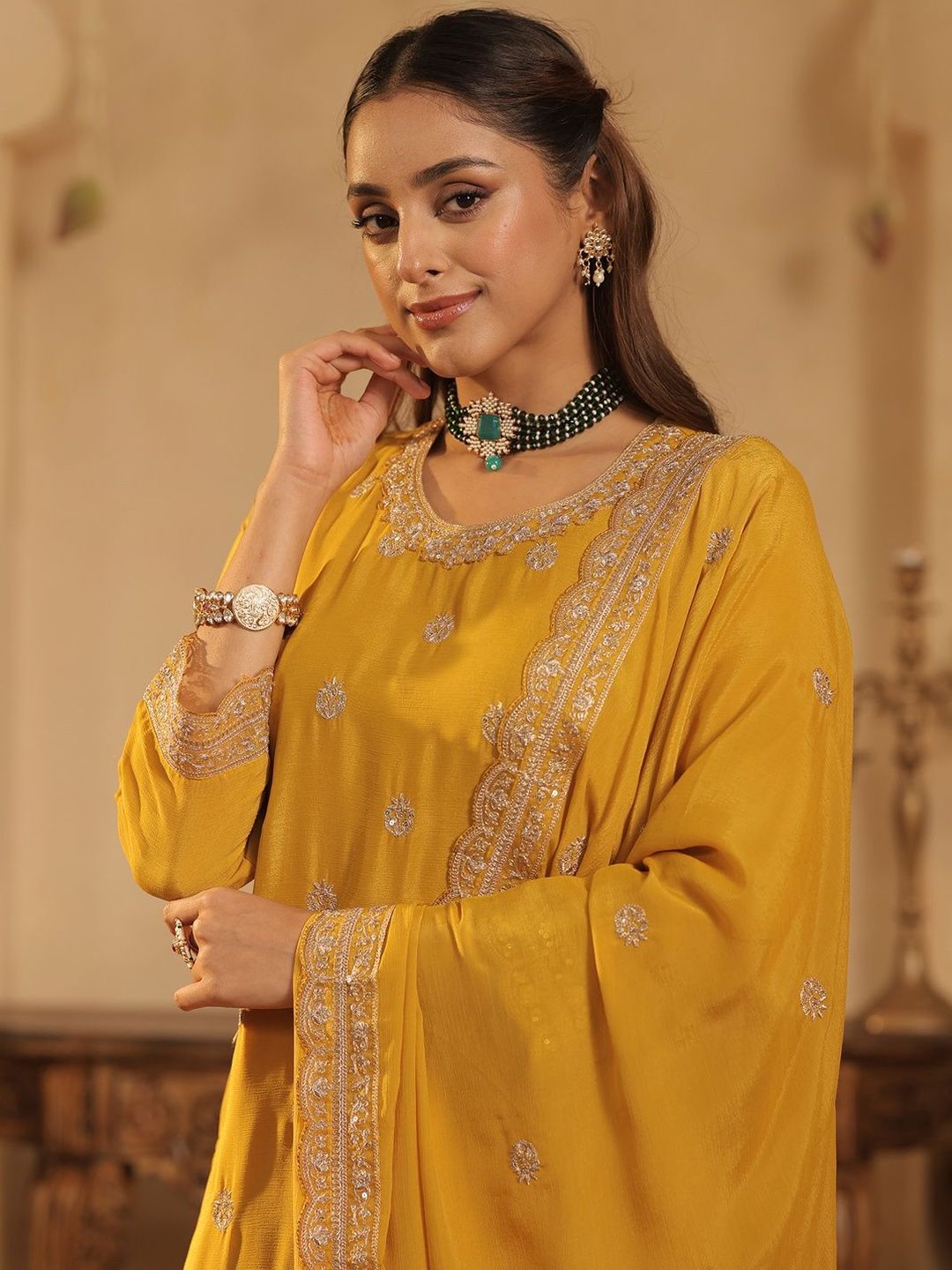 Women Ethnic Motifs Embroidered Regular Sequinned Kurta Set With Dupatta