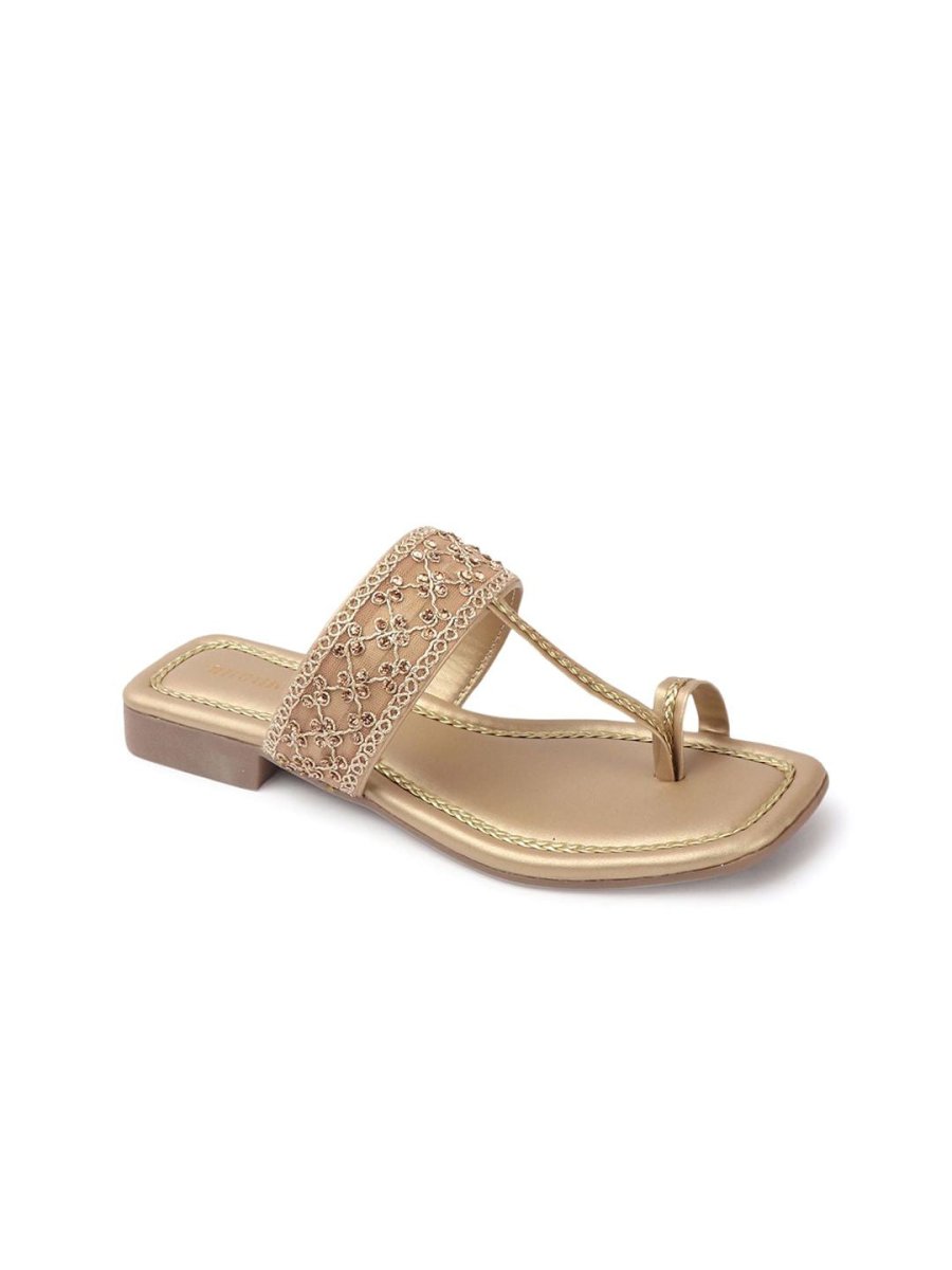 Dhiyona AK Women Embellished Ethnic Open Toe Flats