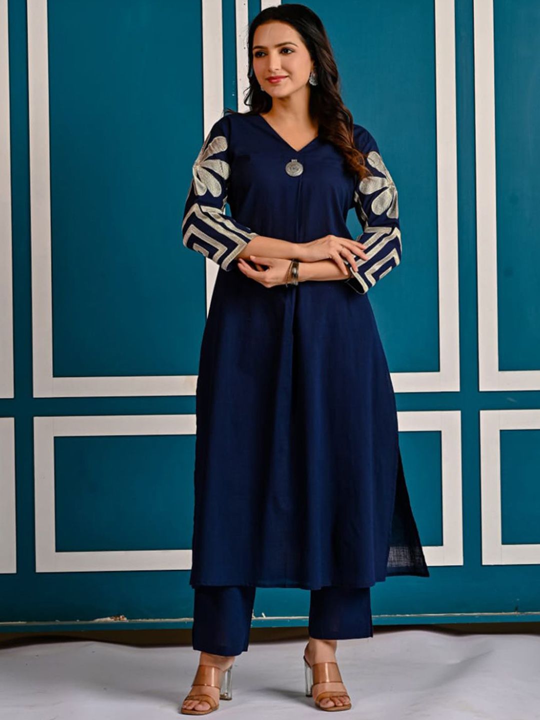 Women Embroidered Regular Thread Work Pure Cotton A-Line Kurta with Trousers
