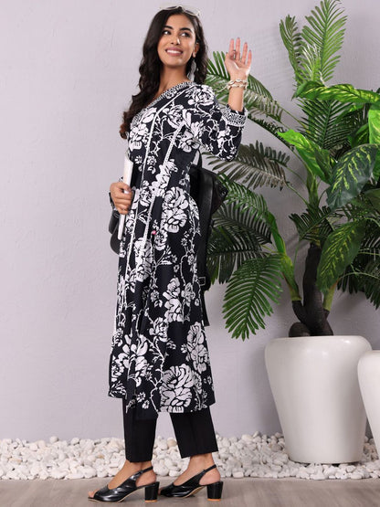 Dhiyona VA Women'sFloral Printed V-Neck Pure Cotton Kurta With Trousers