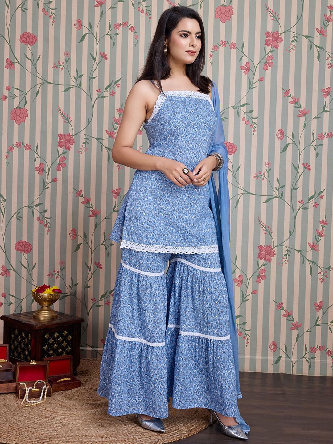 Dhiyona OD  Floral Printed Pure Cotton Straight Kurti with Sharara & With