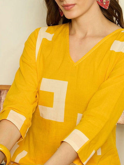 Geometric Printed V-Neck A-Line Pure Cotton Kurta with Trousers