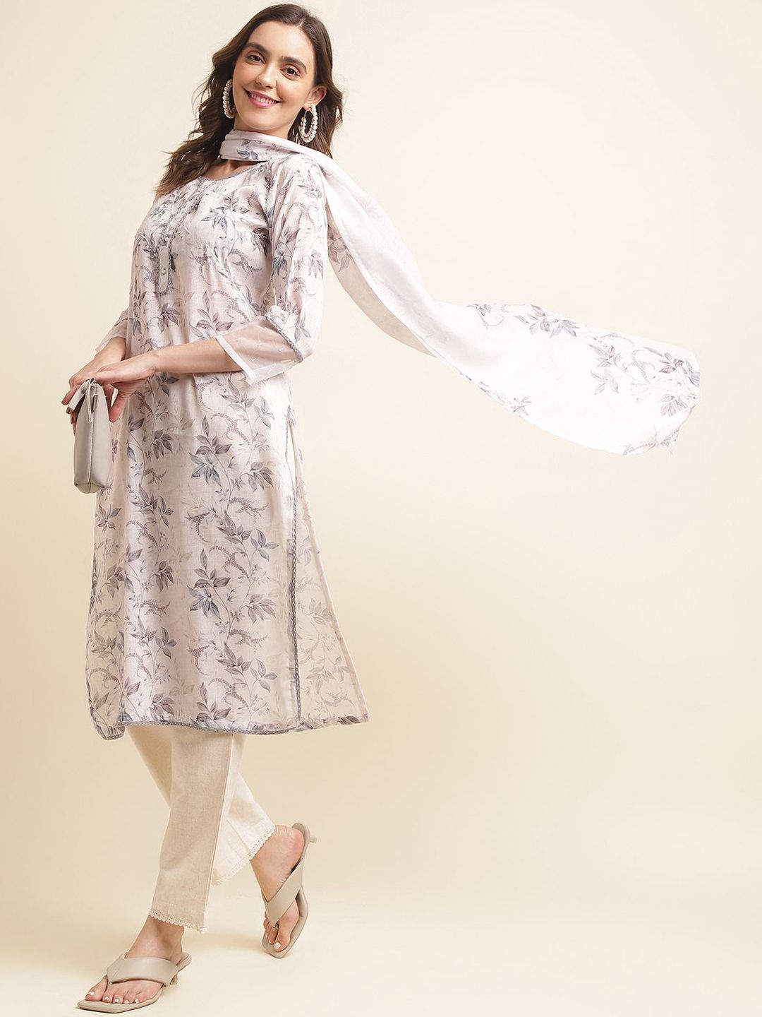 Dhiyona OD  Printed Gotta Patti Linen Straight Kurta with Trousers & Dupatta