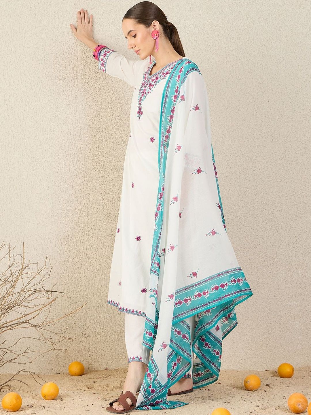 Floral Embroidered Thread Work Pure Cotton V-Neck Kurta With Trouser & Dupatta