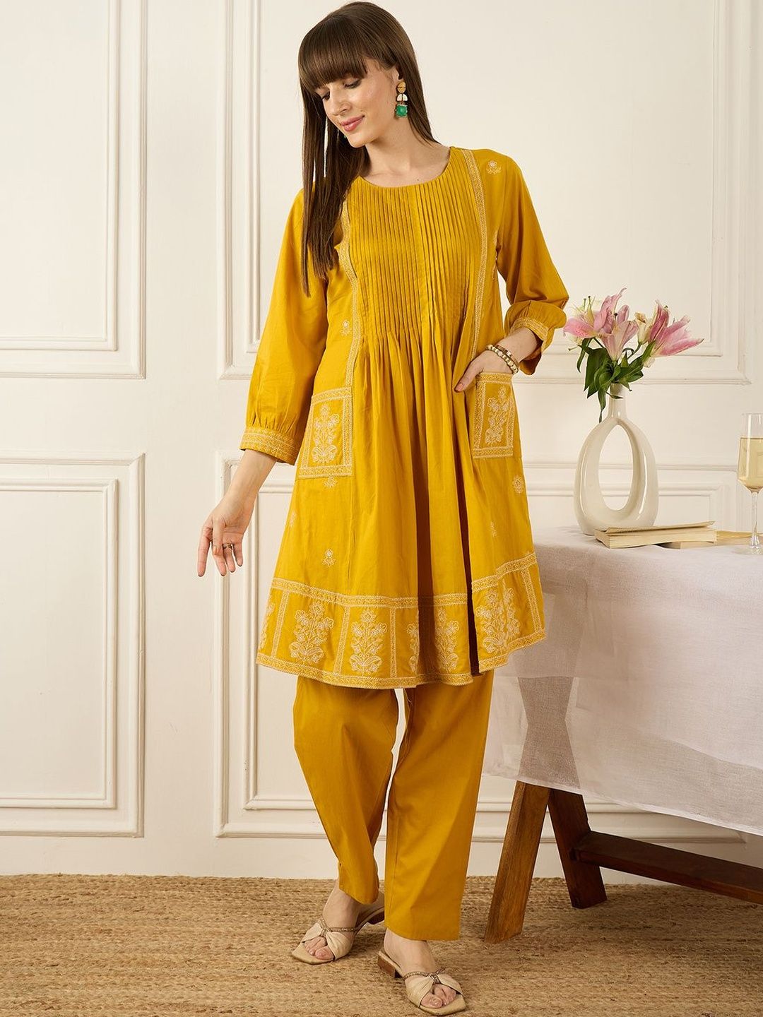 Dhiyona IE Embroidered Round Neck Thread Work Pure Cotton Kurta With Trousers