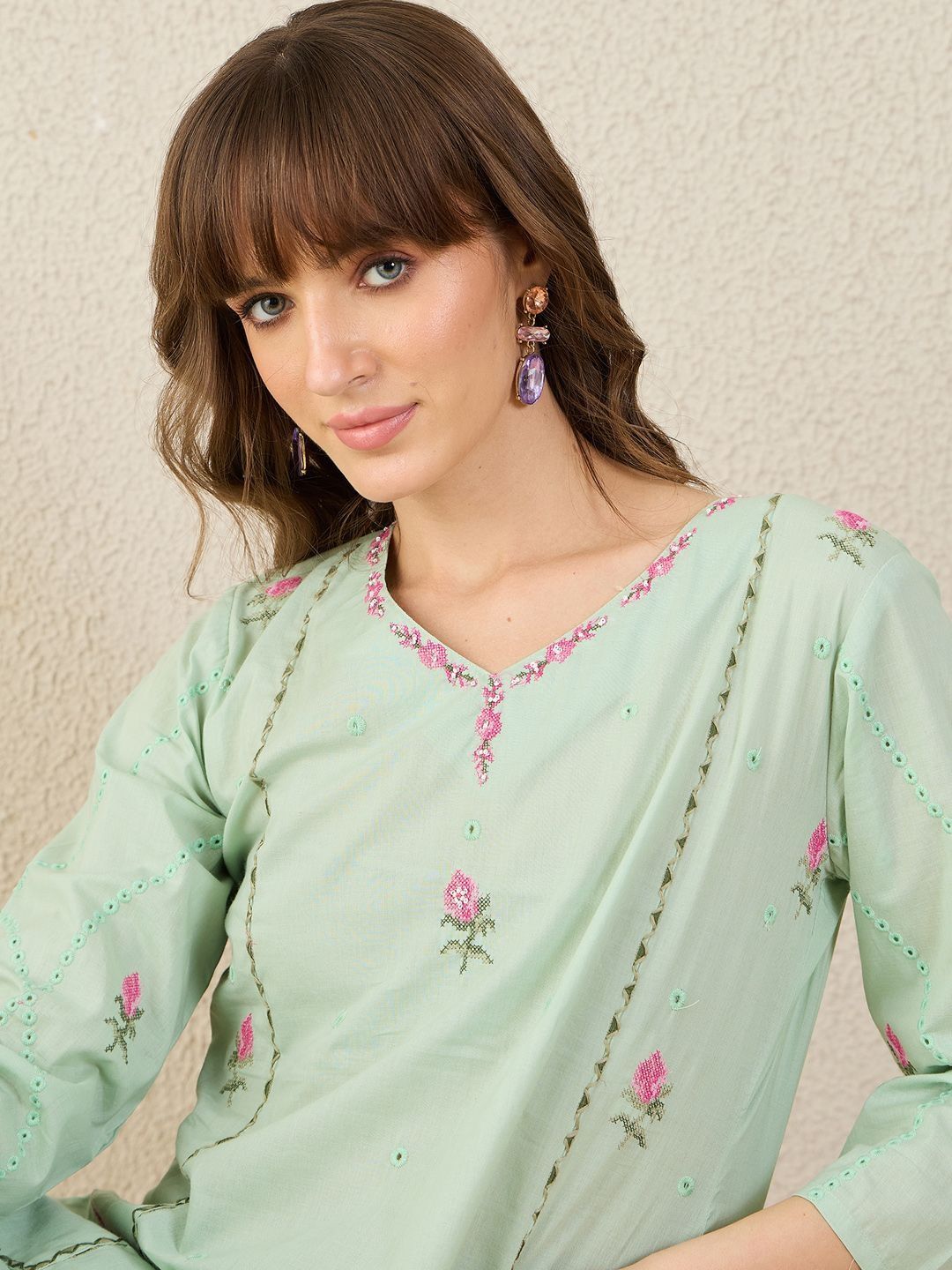 Women Embroidered Beads and Stones Pure Cotton Kurta with Trousers