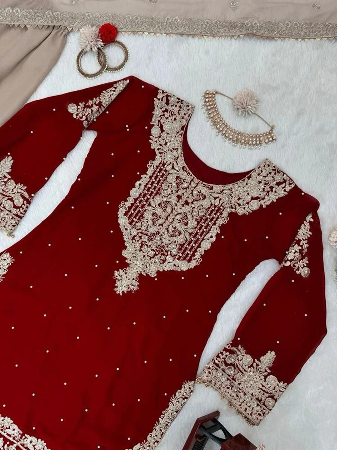 Dhiyona KL Women Leheriya Embroidered Regular Sequinned Kurta with Palazzos & With Dupatta