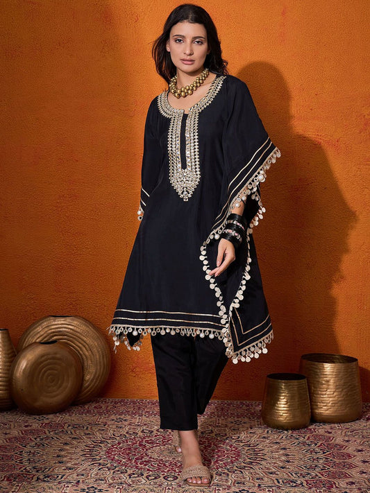 Dhiyona SN Women's Embroidered Kurta With Trouser