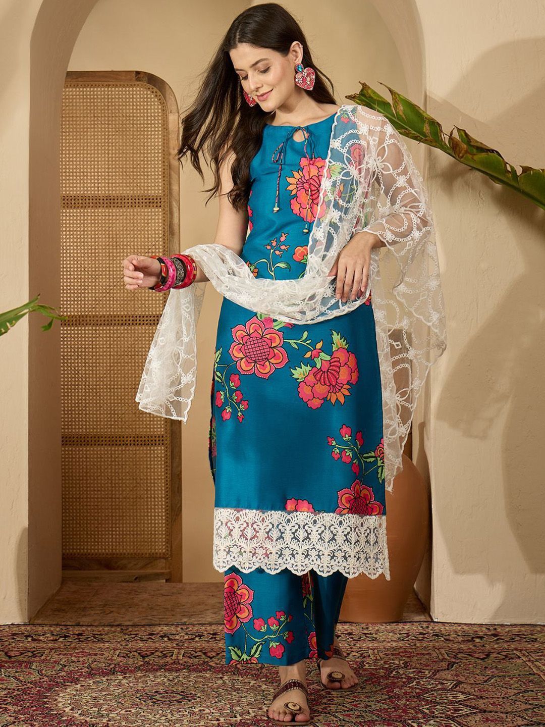 Dhiyona SN Women's Floral Printed Straight Kurta & Palazzo With Dupatta