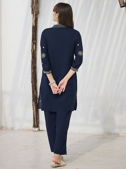 Dhiyona IE Floral Embroidered Mandarin Collar Neck A-Line Tunic With Trousers Co-Ords