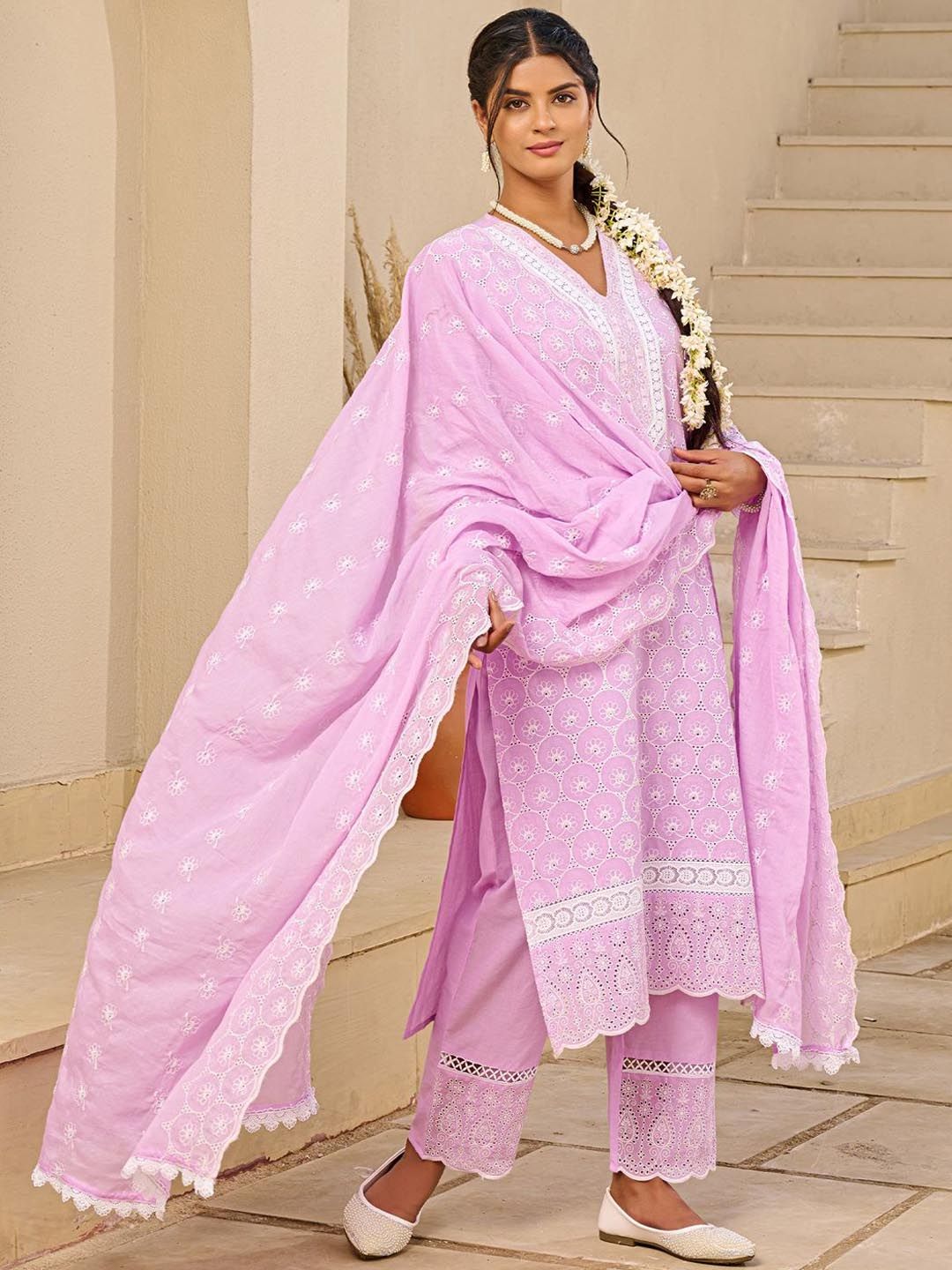 Floral Embroidered V-Neck Thread Work Pure Cotton Kurta With Trousers & Dupatta