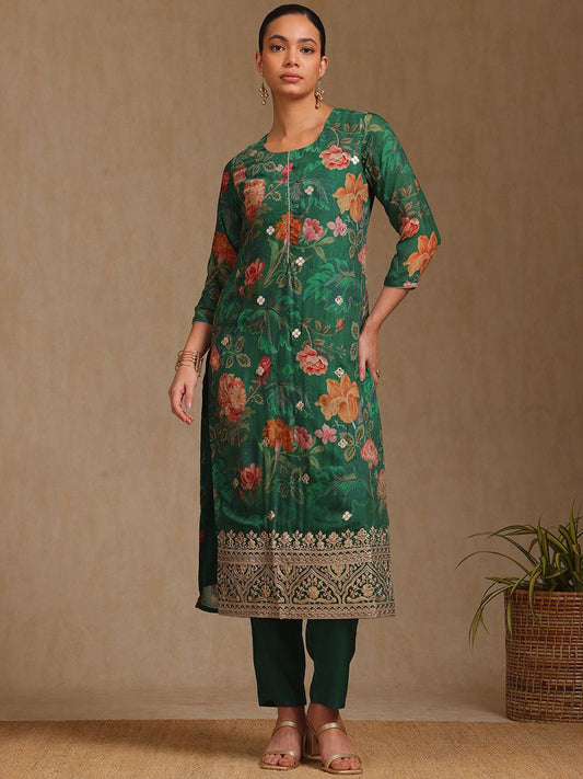 Dhiyona SO Women's Floral Printed Round Neck Zari Straight Kurta With Trousers