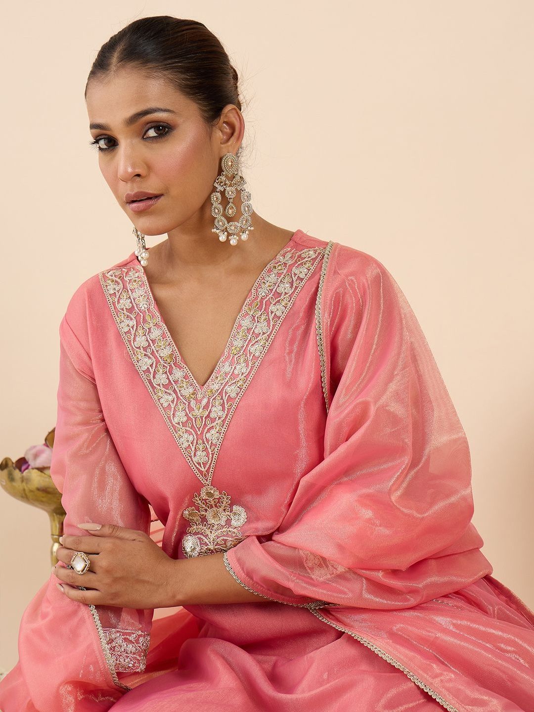 Dhiyona IE Women Ethnic Motifs Embroidered Regular Thread Work Kurta with Trousers & With Dupatta