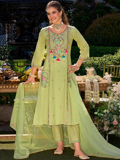 Women Floral Embroidered Regular Thread Work Kurta with Trousers & With Dupatta