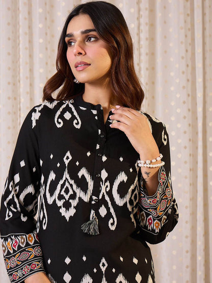 Dhiyona IE Printed Mandarin Collar Tunic With Trousers