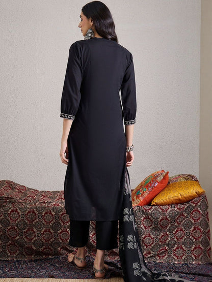 Women Paisley Embroidered Regular Thread Work Pure Cotton Kurta with Trousers & With Dupatta