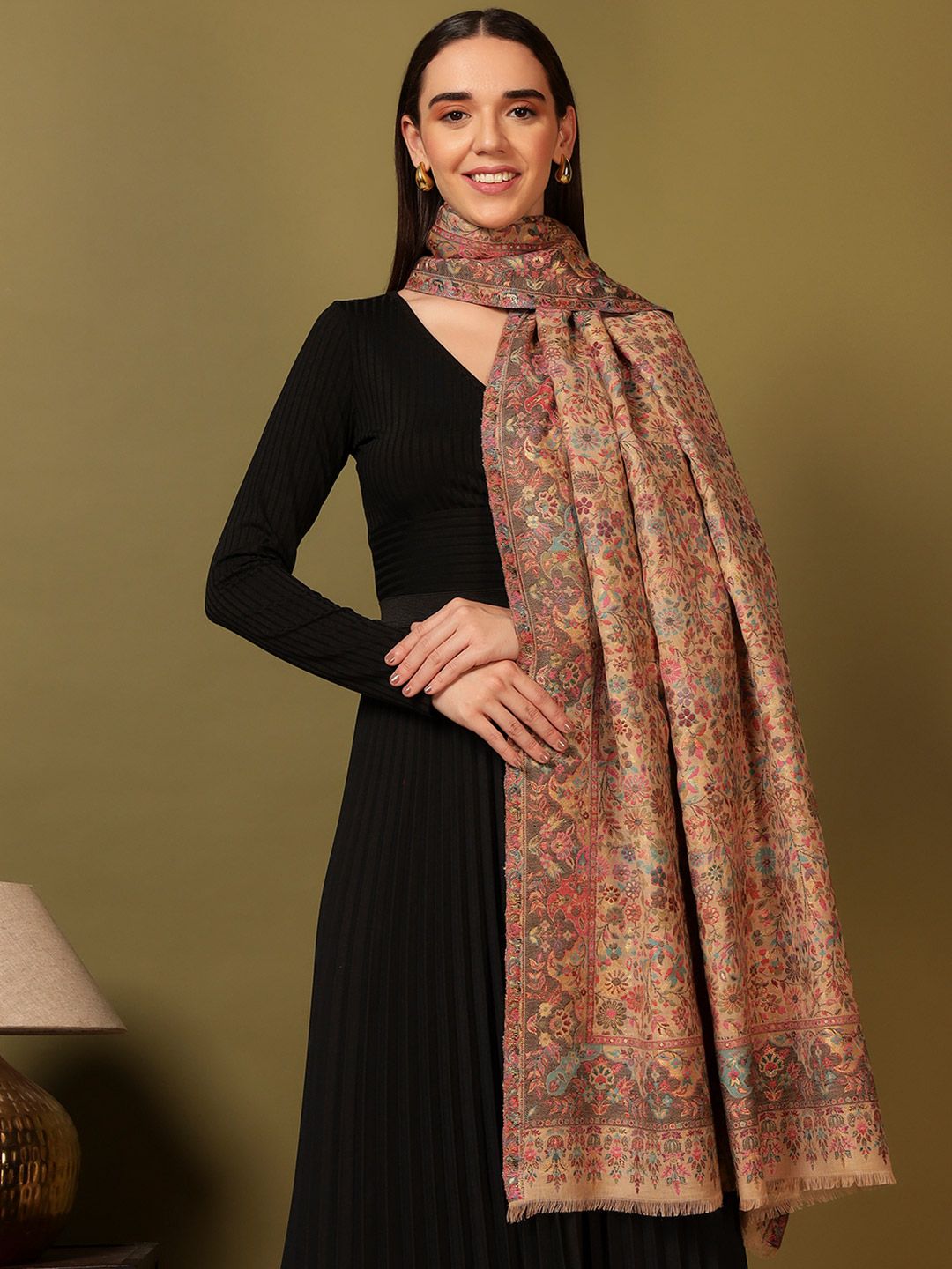 Dhiyona PA Floral Woven Design Woolen Shawl