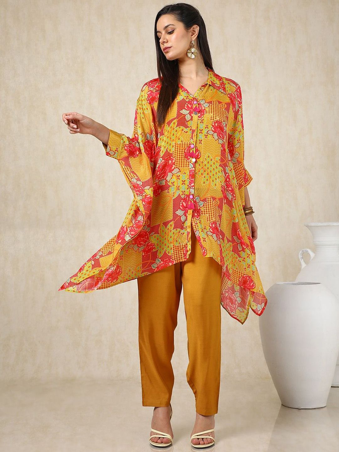 Dhiyona SO Women's Floral Printed Kaftan Kurta with Trousers