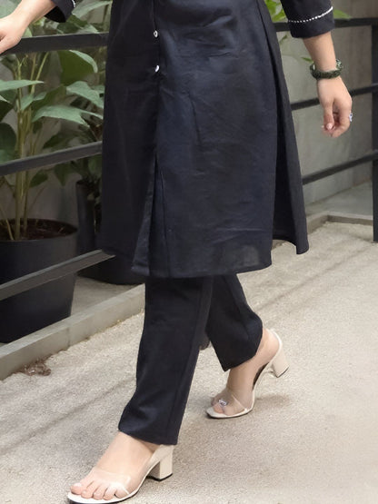Dhiyona IE Women's Women Solid Cotton A-Line Kurta with Trousers