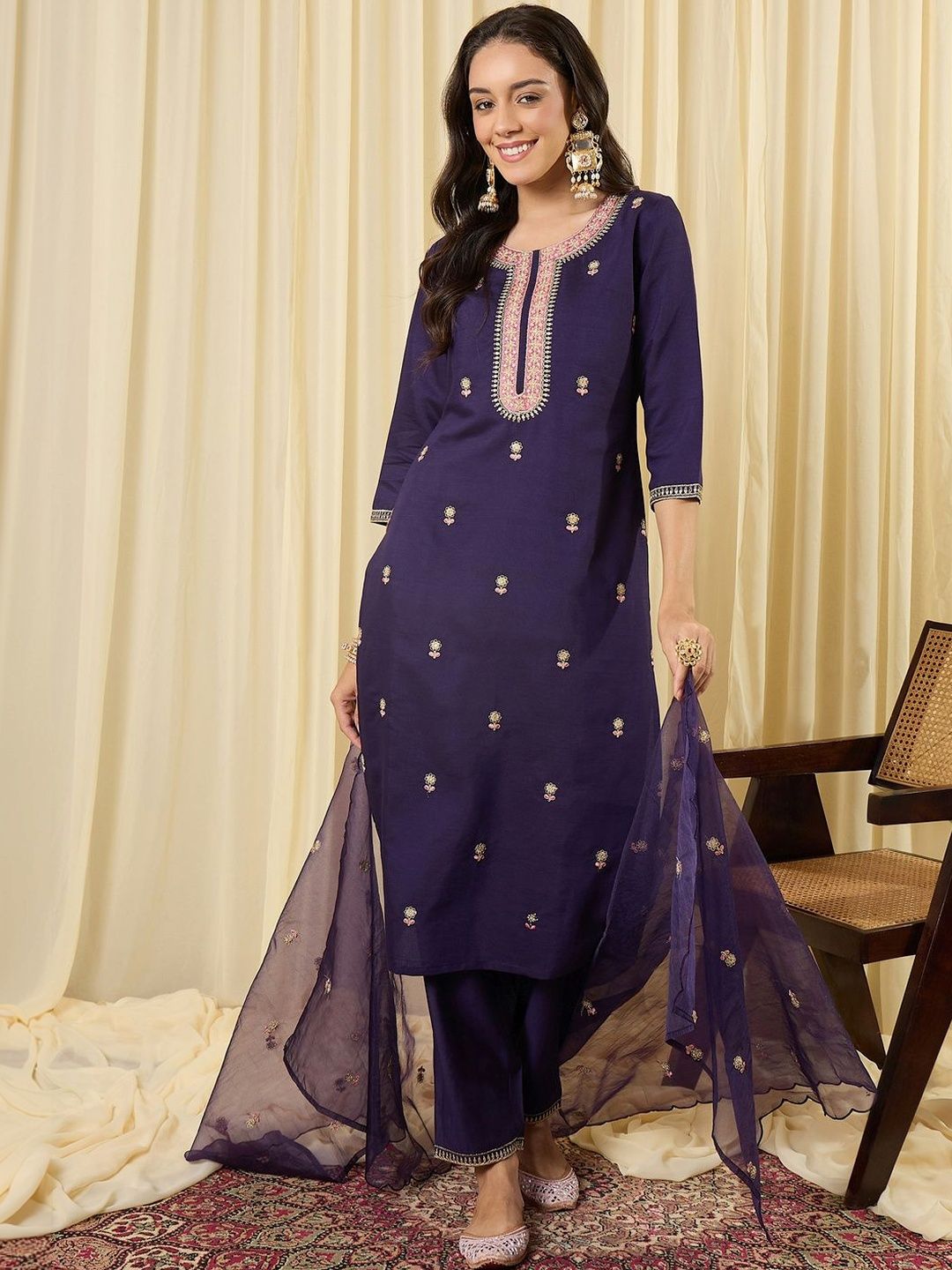 Women Ethnic Motifs Embroidered Regular Thread Work Kurta with Trousers & With Dupatta