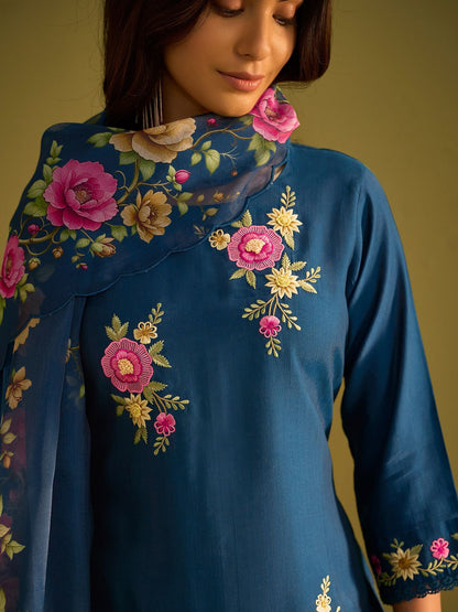 Women Floral Embroidered Regular Thread Work Kurta with Trousers & With Dupatta