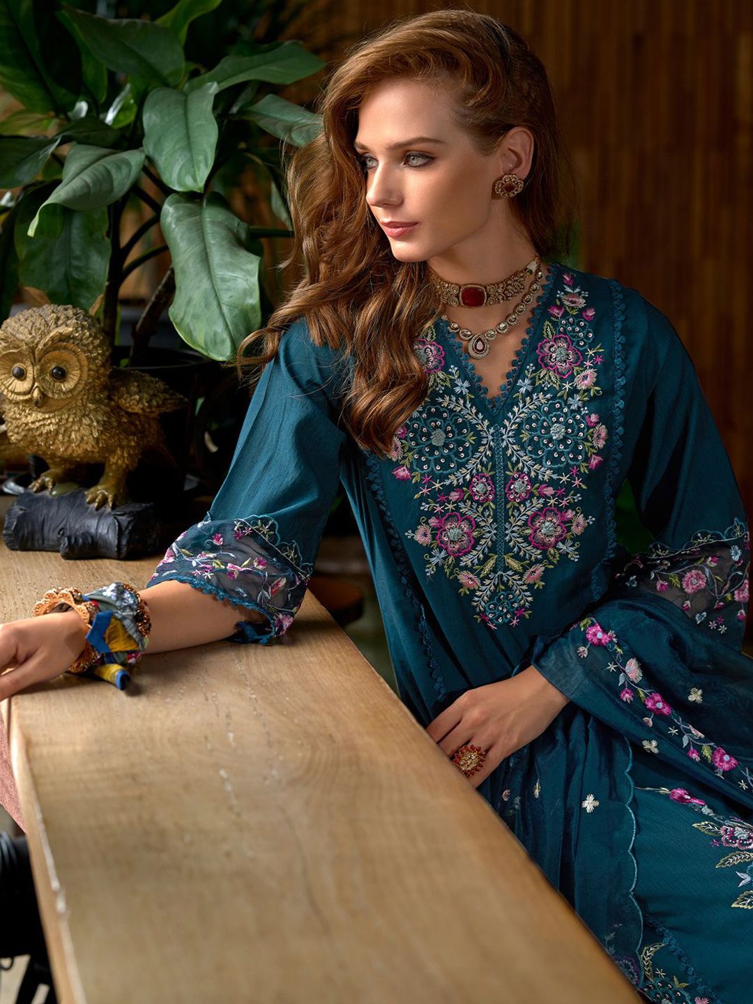 Women Floral Embroidered Panelled Sequinned Kurta with Trousers & Dupatta