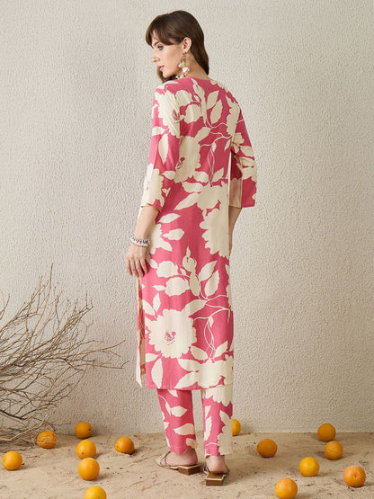 Women Peach Floral Printed Regular Kurta with Trousers