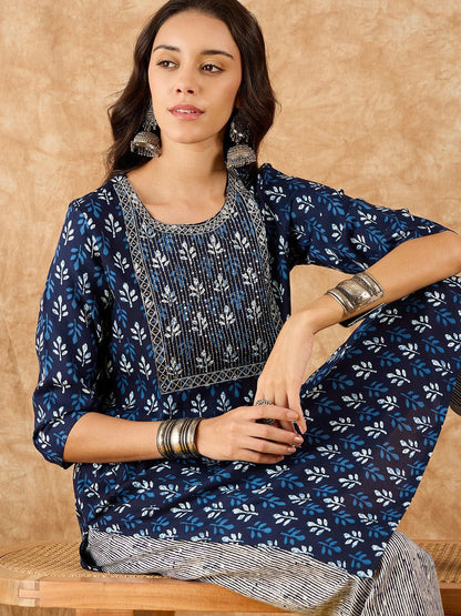 Dhiyona IE Ethnic Motifs Printed Straight Sequinned Kurta with Trousers