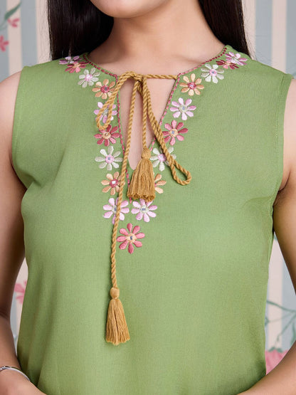 Dhiyona OD  Embroidered Thread Work Straight Kurta with Palazzos