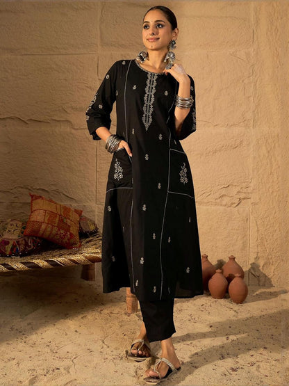 Dhiyona IE Black Embroidered Pure Cotton Round Neck Tunic With Trouser