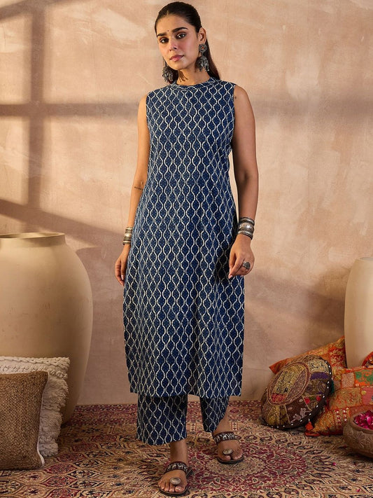 Women Geometric Printed Regular Pure Cotton Kurta with Trousers
