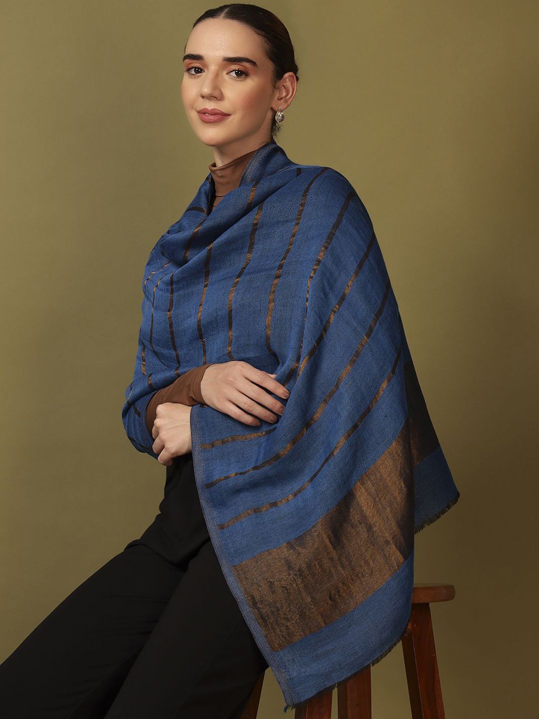 Dhiyona PA Striped Woven Design Shawl