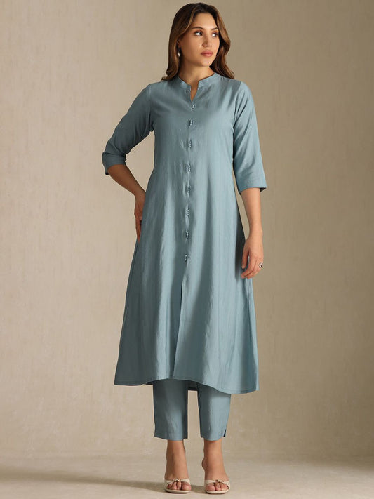 Dhiyona SO Women's Women Solid Mandarin Collar Kurta with Trousers