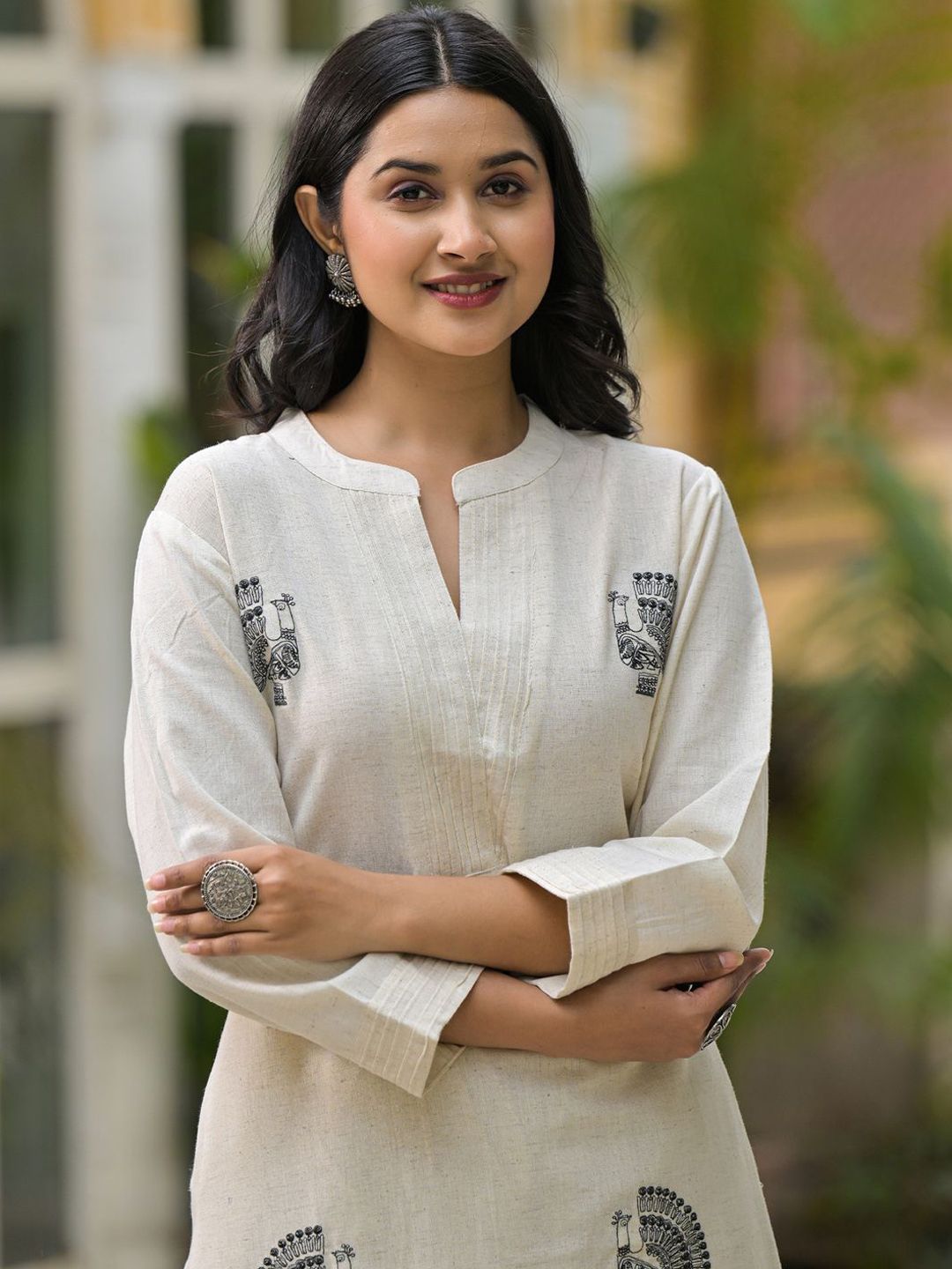 Dhiyona IE Embroidered Mandarin Collar Pure Cotton Tunic & Palazzos