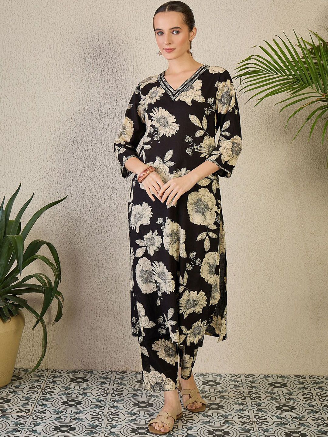 Floral Printed Pure Cotton Kurta with Trousers